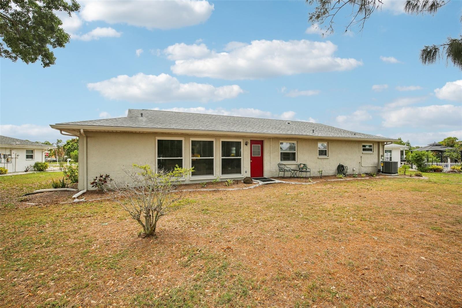 SUN CITY CENTER UNIT 32 - Residential