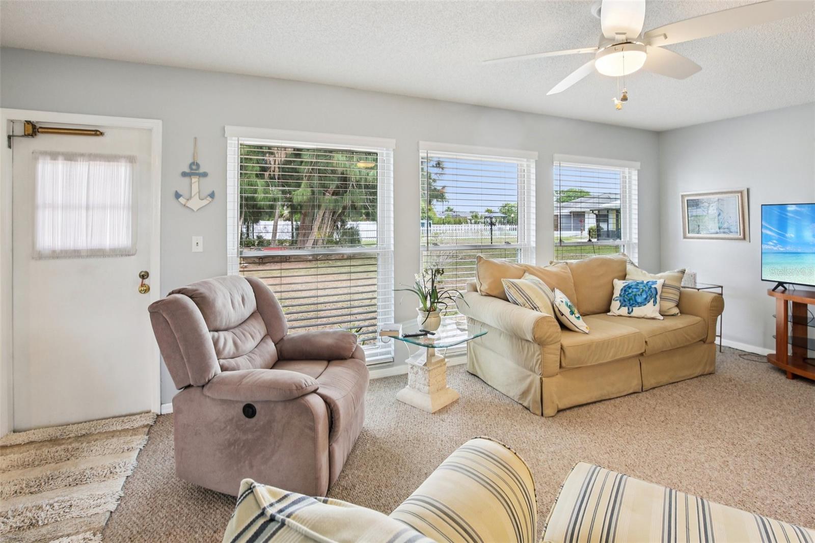 SUN CITY CENTER UNIT 32 - Residential