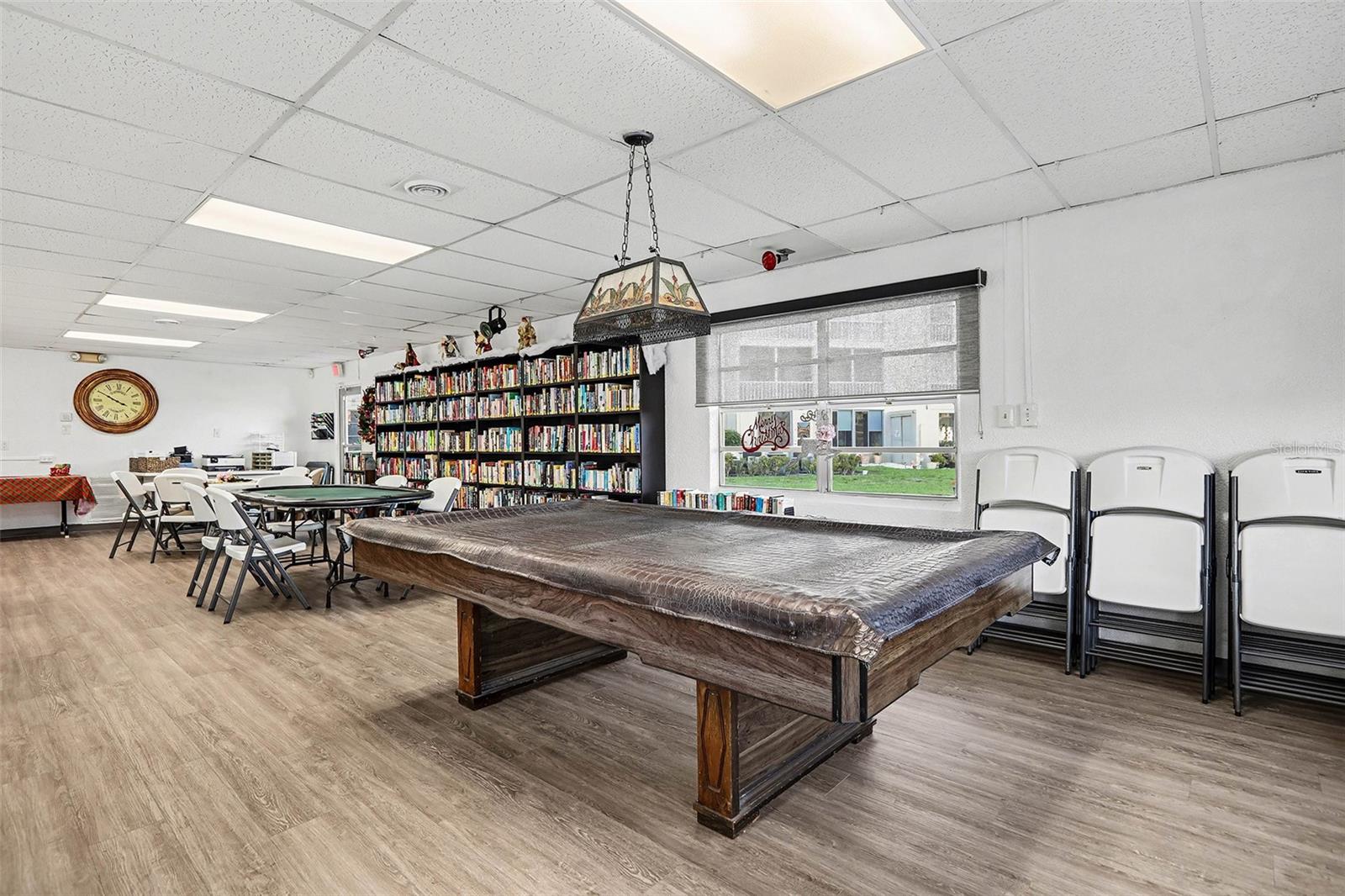 BAYSHORE ON THE LAKE - Residential