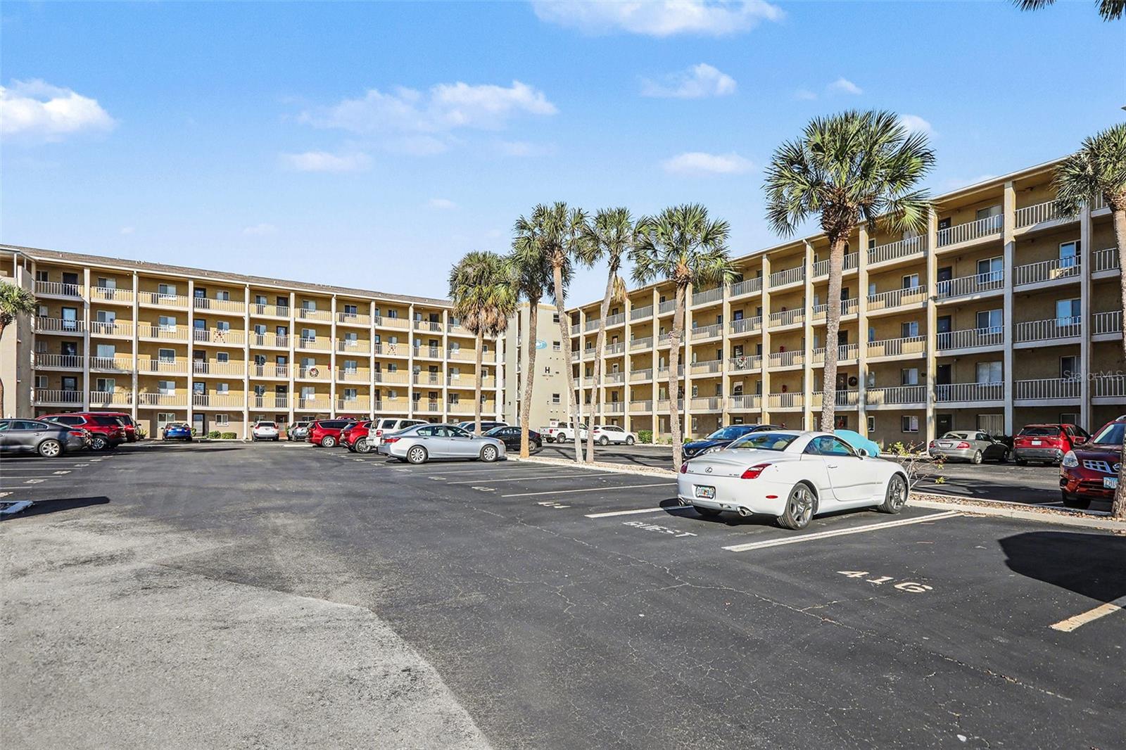 3723 LAKE BAYSHORE DRIVE H206