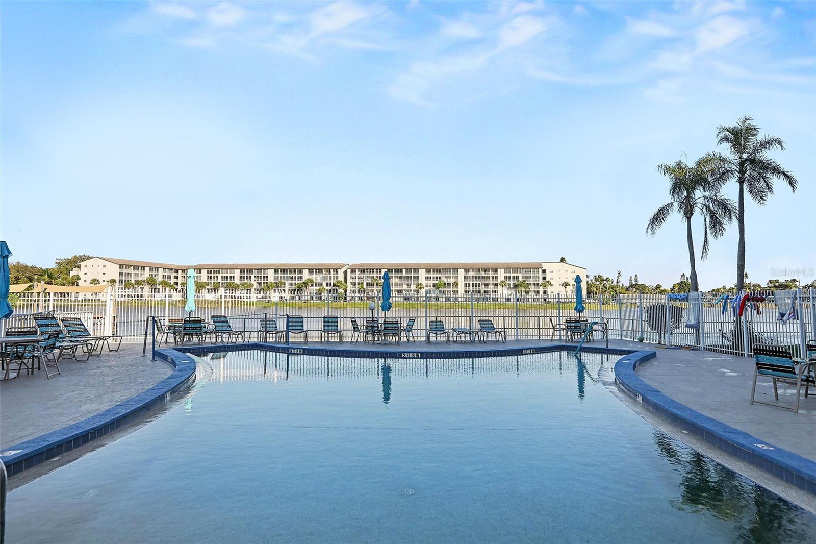 BAYSHORE ON THE LAKE - Residential