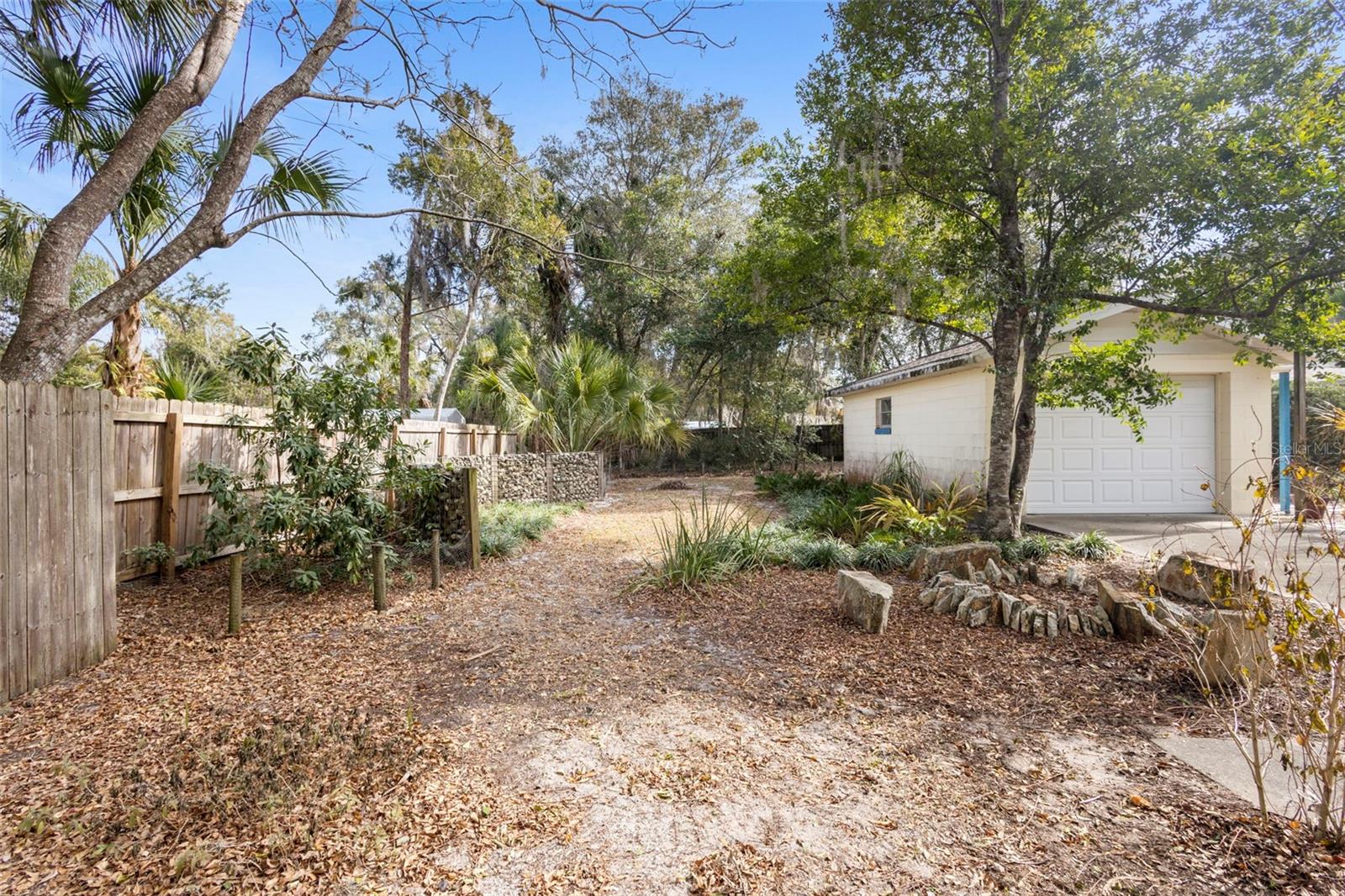 1368 - STETSON PARK 17-150 &AND1ST17-15 - Residential