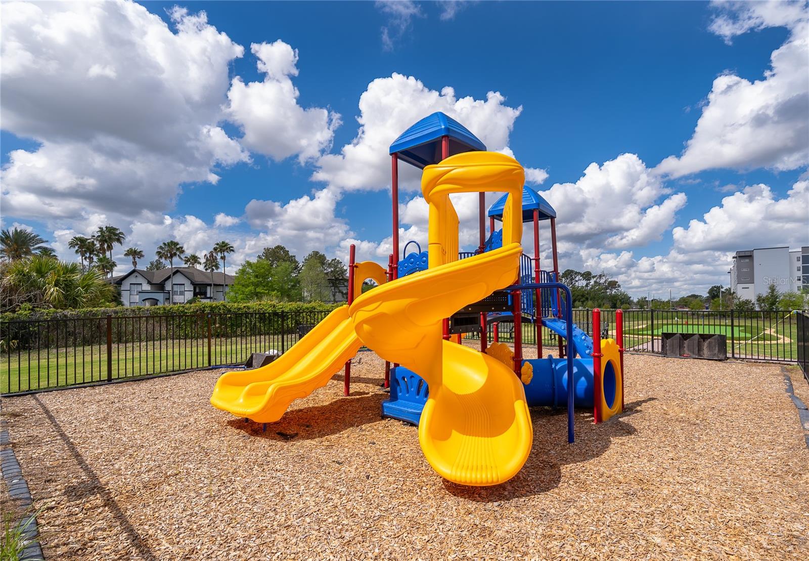 MILLENIA PARK CONDOMINIUM - Residential