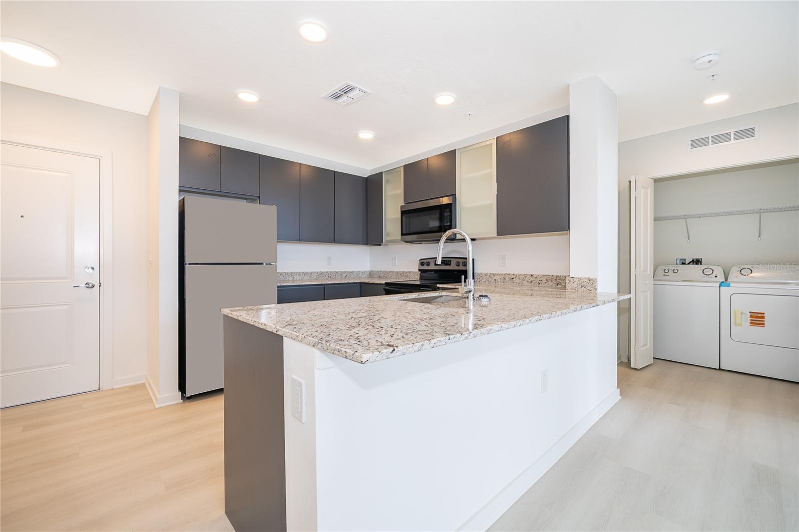 MILLENIA PARK CONDOMINIUM - Residential