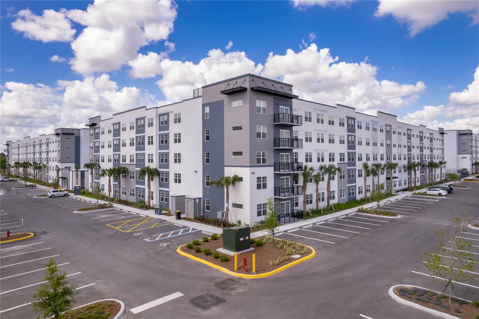 MILLENIA PARK CONDOMINIUM - Residential