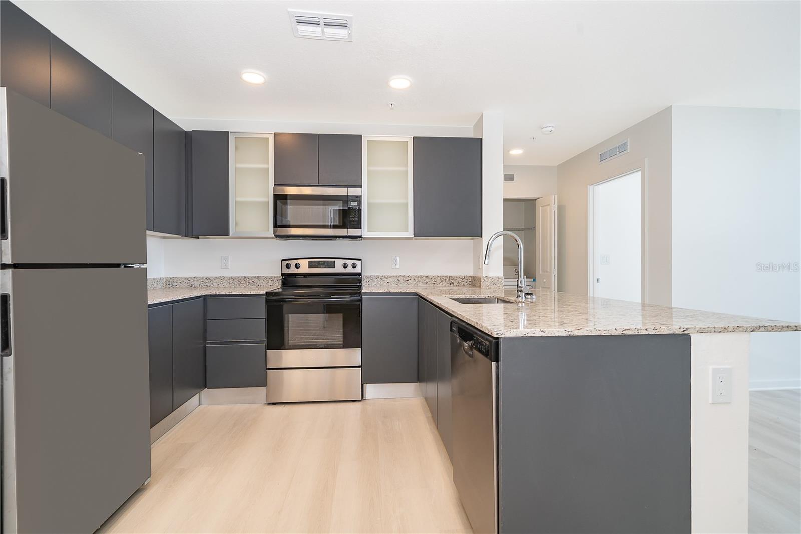 MILLENIA PARK CONDOMINIUM - Residential