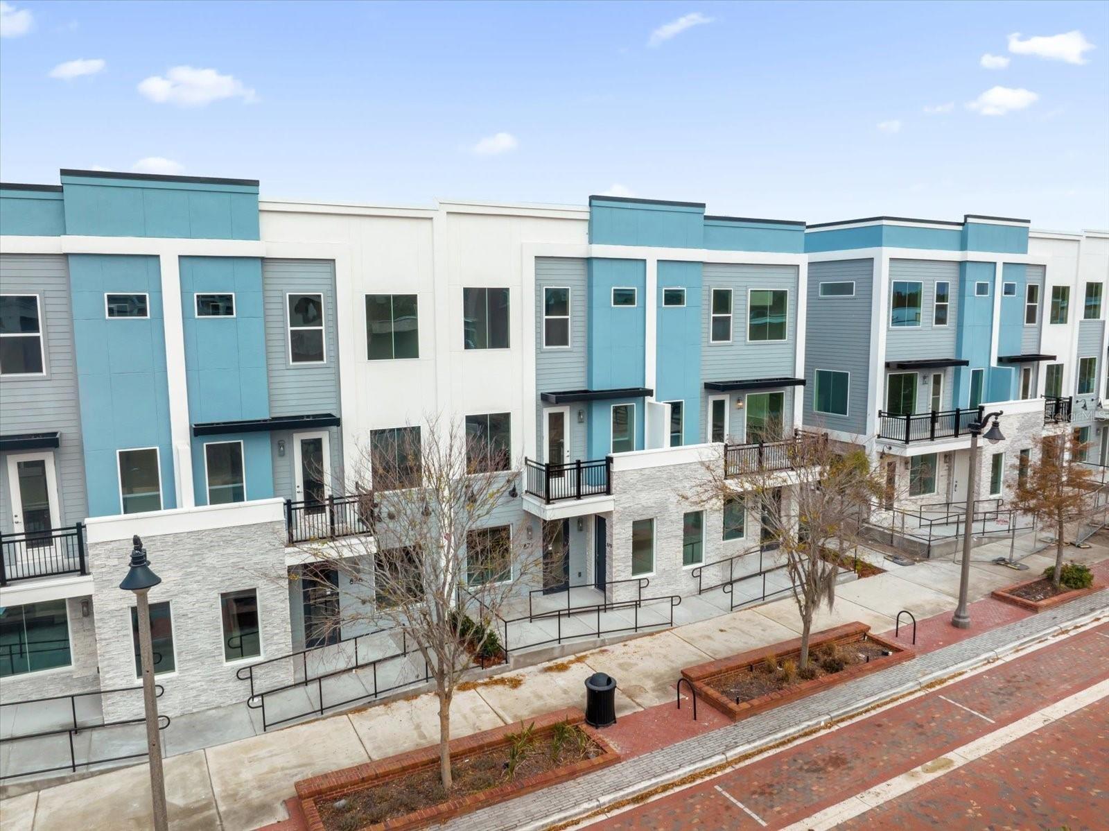 879 CITY WALK LANE