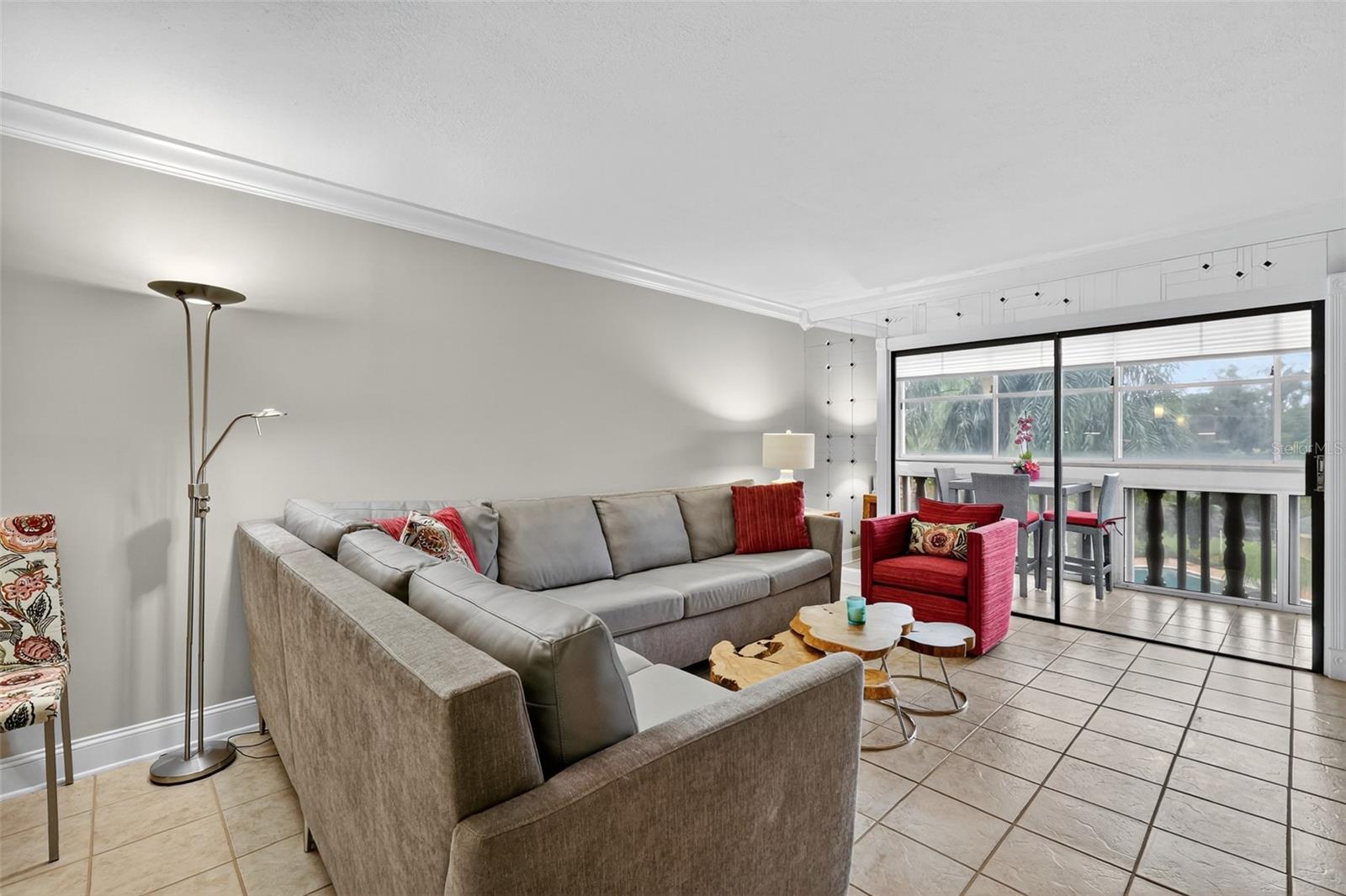 MOUNT DORA SOUTHERN OAKS CONDO - Residential