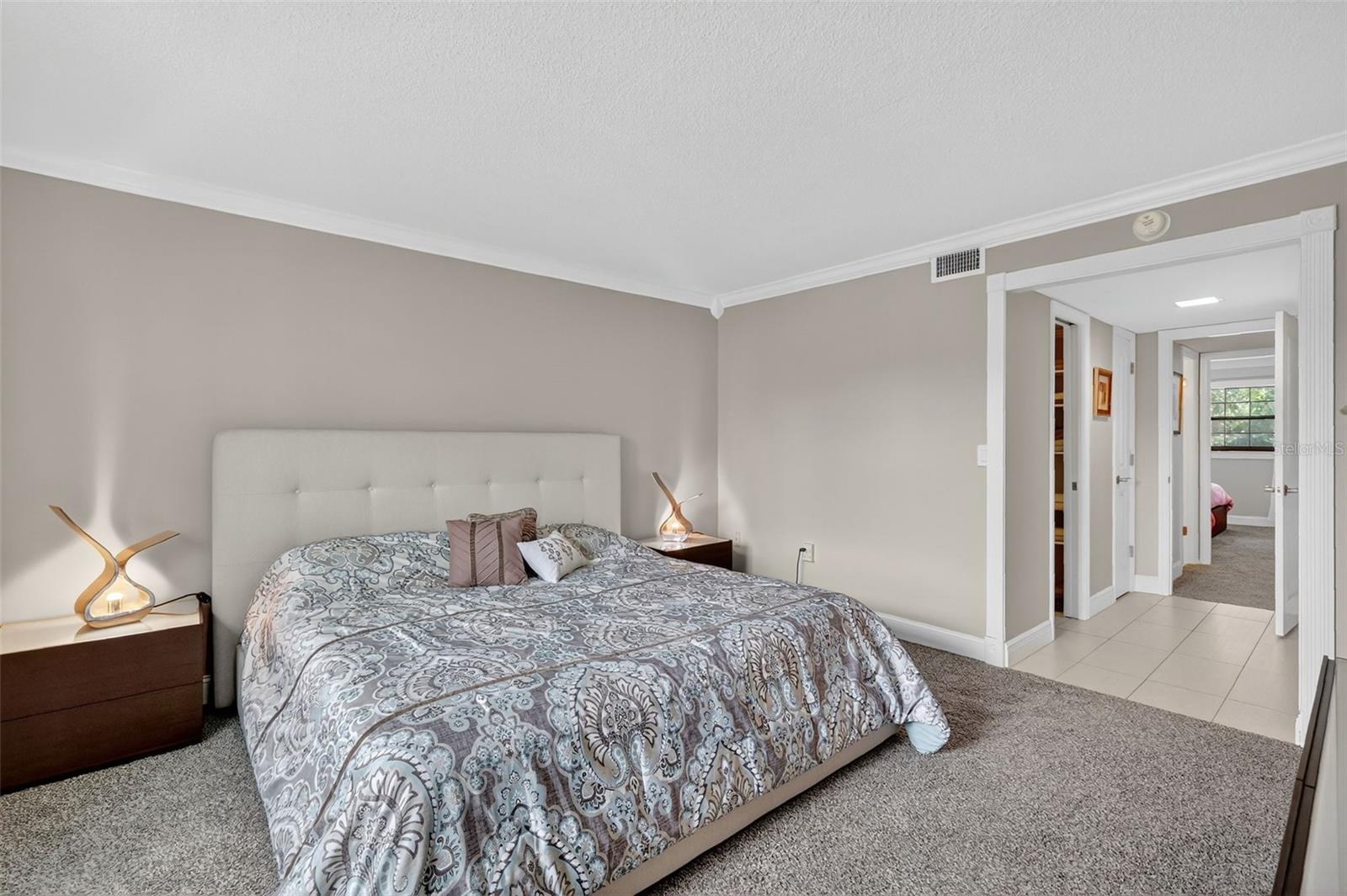 MOUNT DORA SOUTHERN OAKS CONDO - Residential