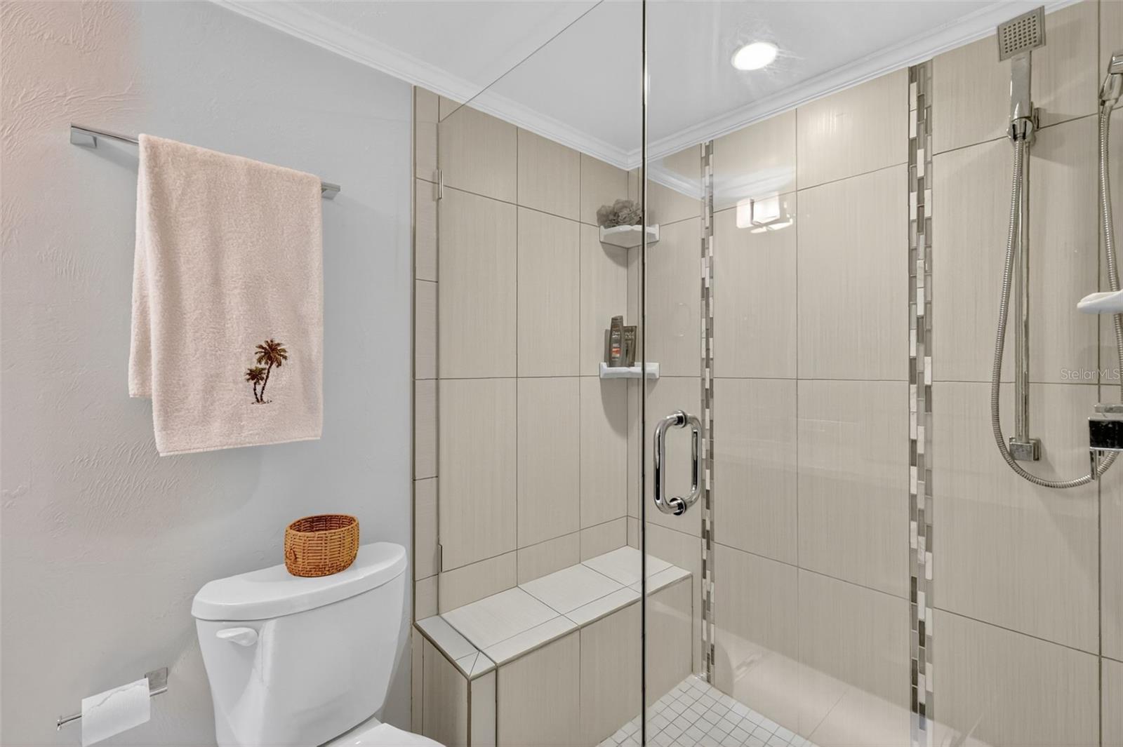 MOUNT DORA SOUTHERN OAKS CONDO - Residential