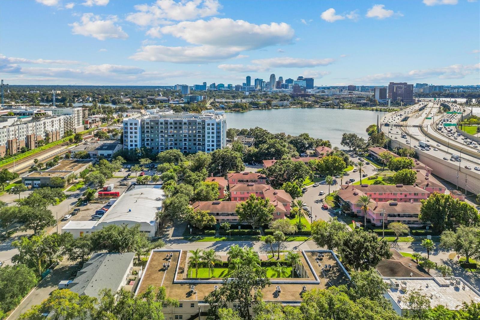 HAMPSHIRE/LK IVANHOE CONDO - Residential