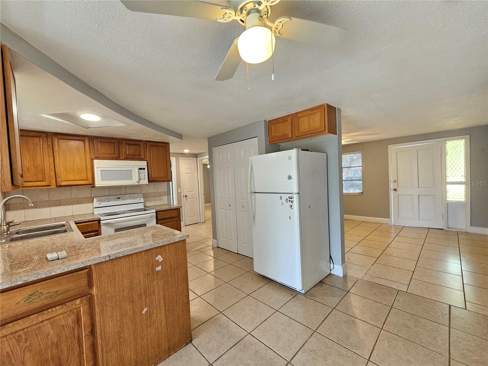 HOLIDAY HILL - Residential Lease