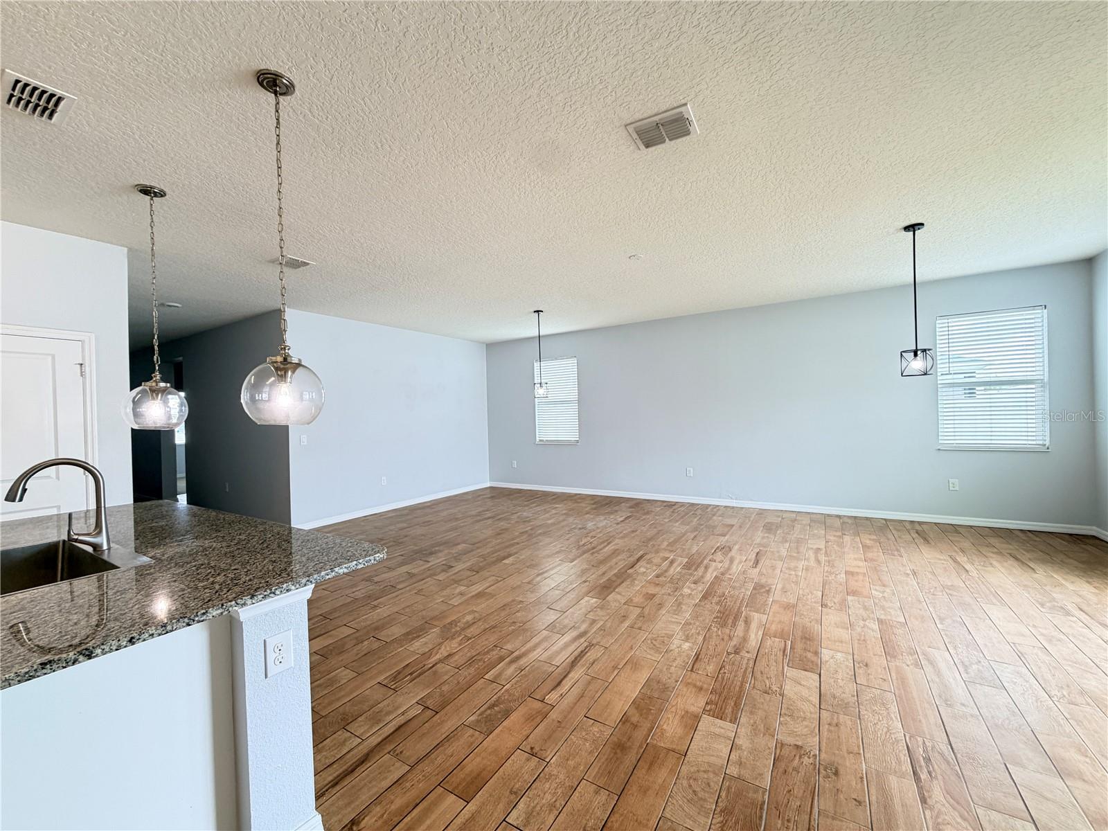 MAGNOLIA AT WESTSIDE PH 1 - Residential