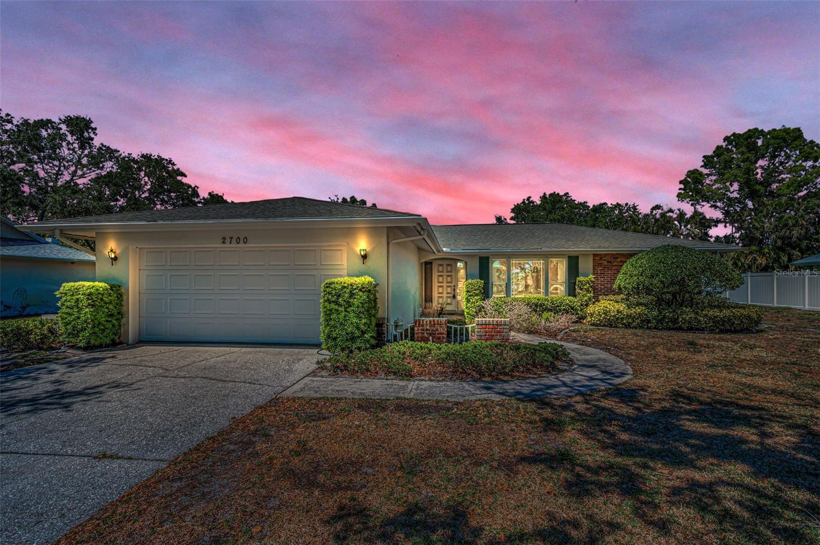 2700 WESTCHESTER DRIVE N