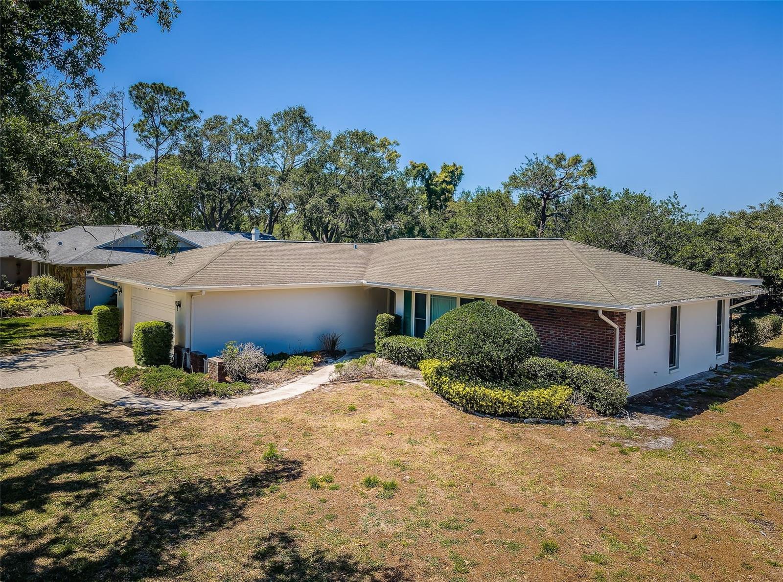 2700 WESTCHESTER DRIVE N