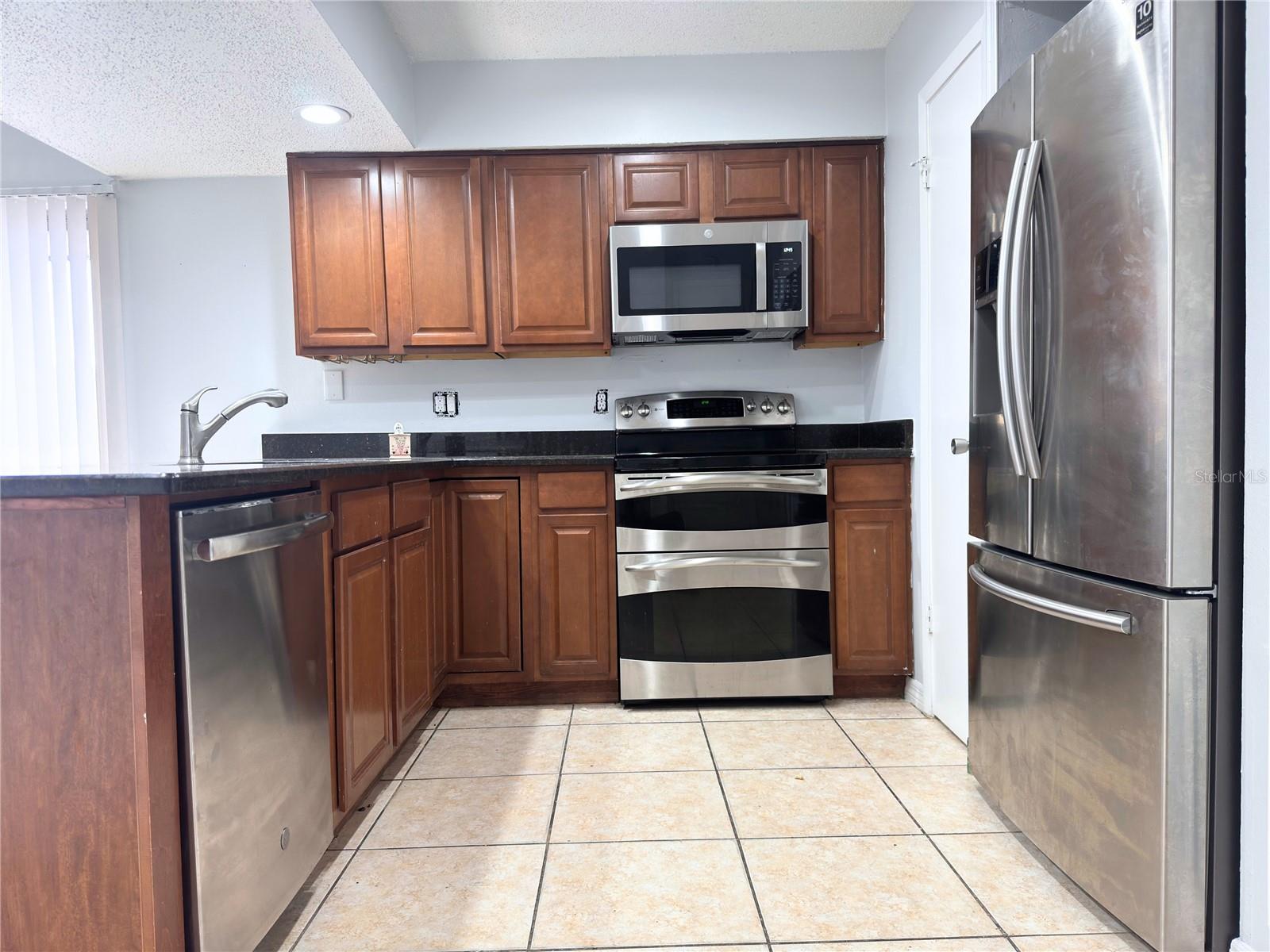 1742 POTOMAC COURT 1742