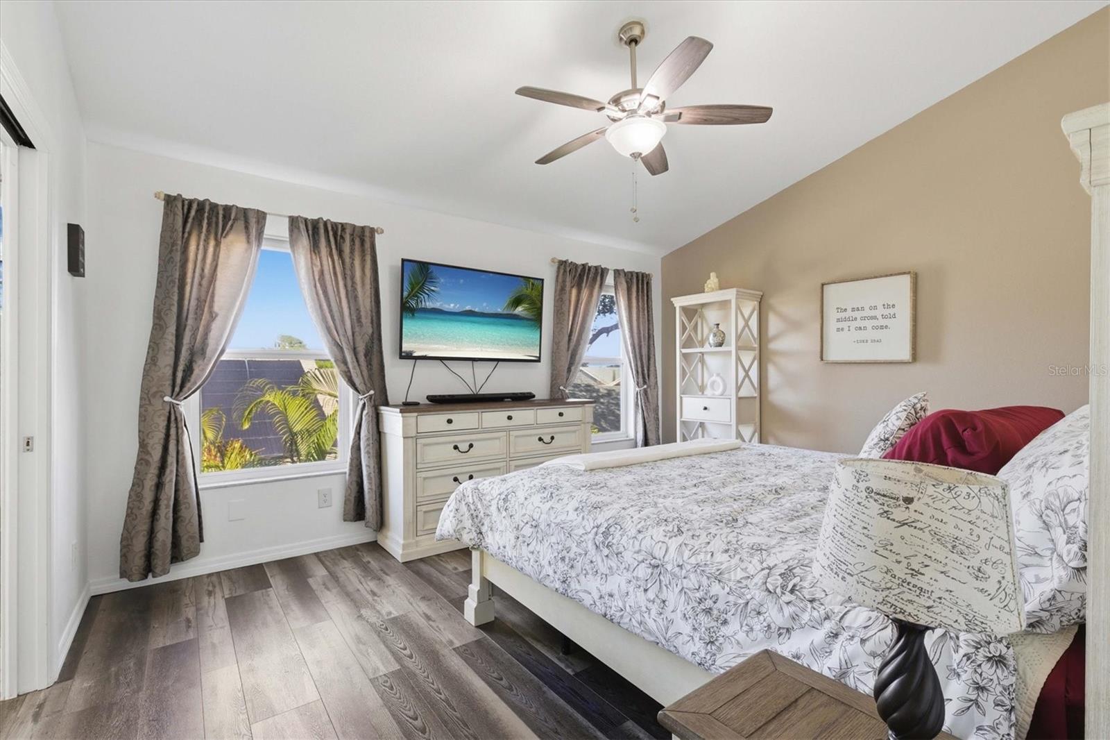 TALL PINE VILLAGE TOWN HOMES - Residential