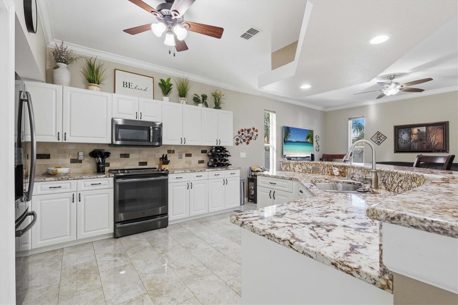 TALL PINE VILLAGE TOWN HOMES - Residential