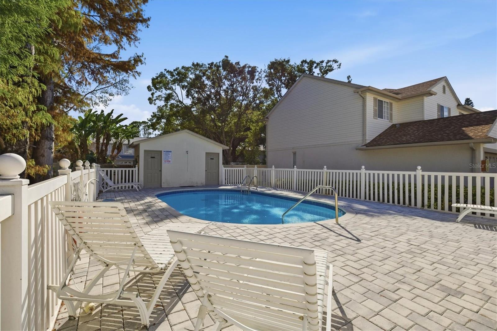 TALL PINE VILLAGE TOWN HOMES - Residential