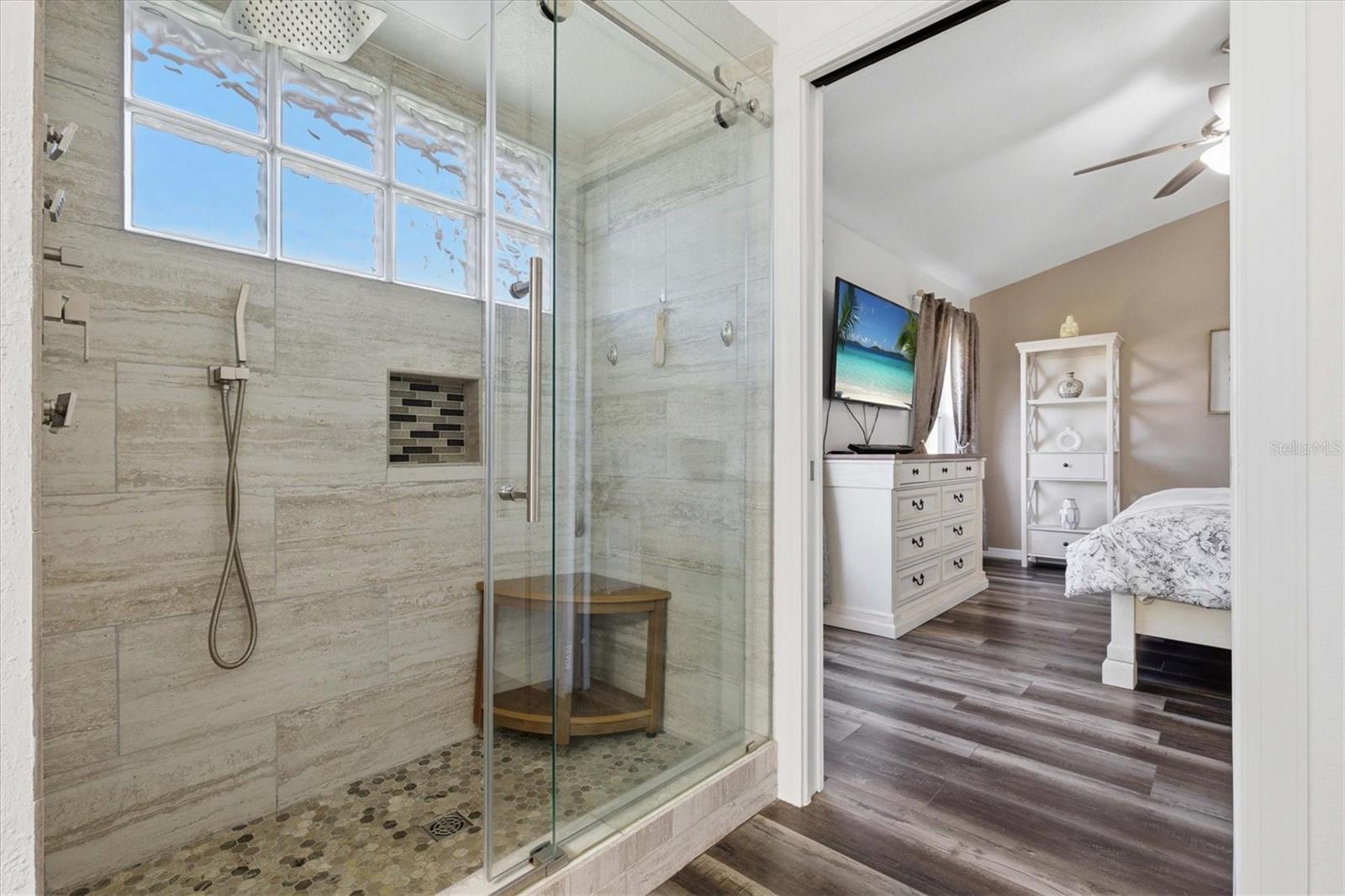 TALL PINE VILLAGE TOWN HOMES - Residential