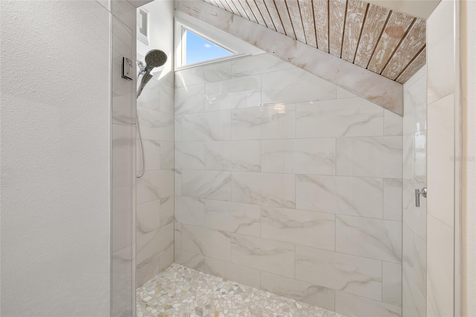 VILLAGE BOCA GRANDE CLUB - Residential