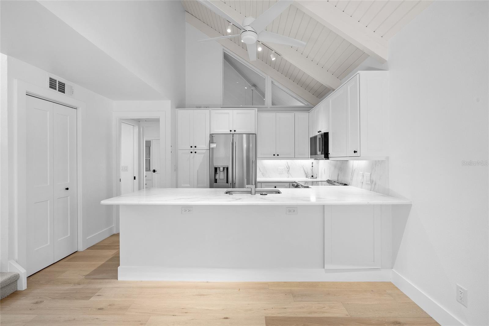 VILLAGE BOCA GRANDE CLUB - Residential