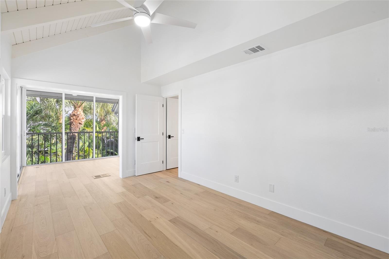 VILLAGE BOCA GRANDE CLUB - Residential