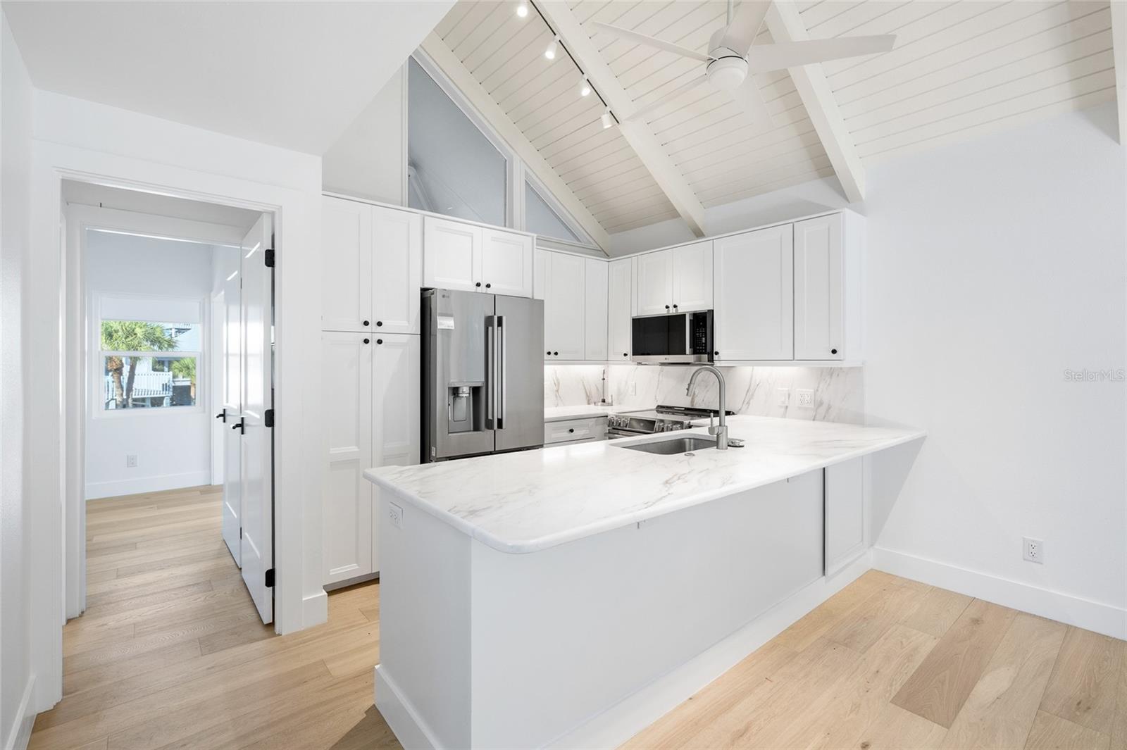 VILLAGE BOCA GRANDE CLUB - Residential