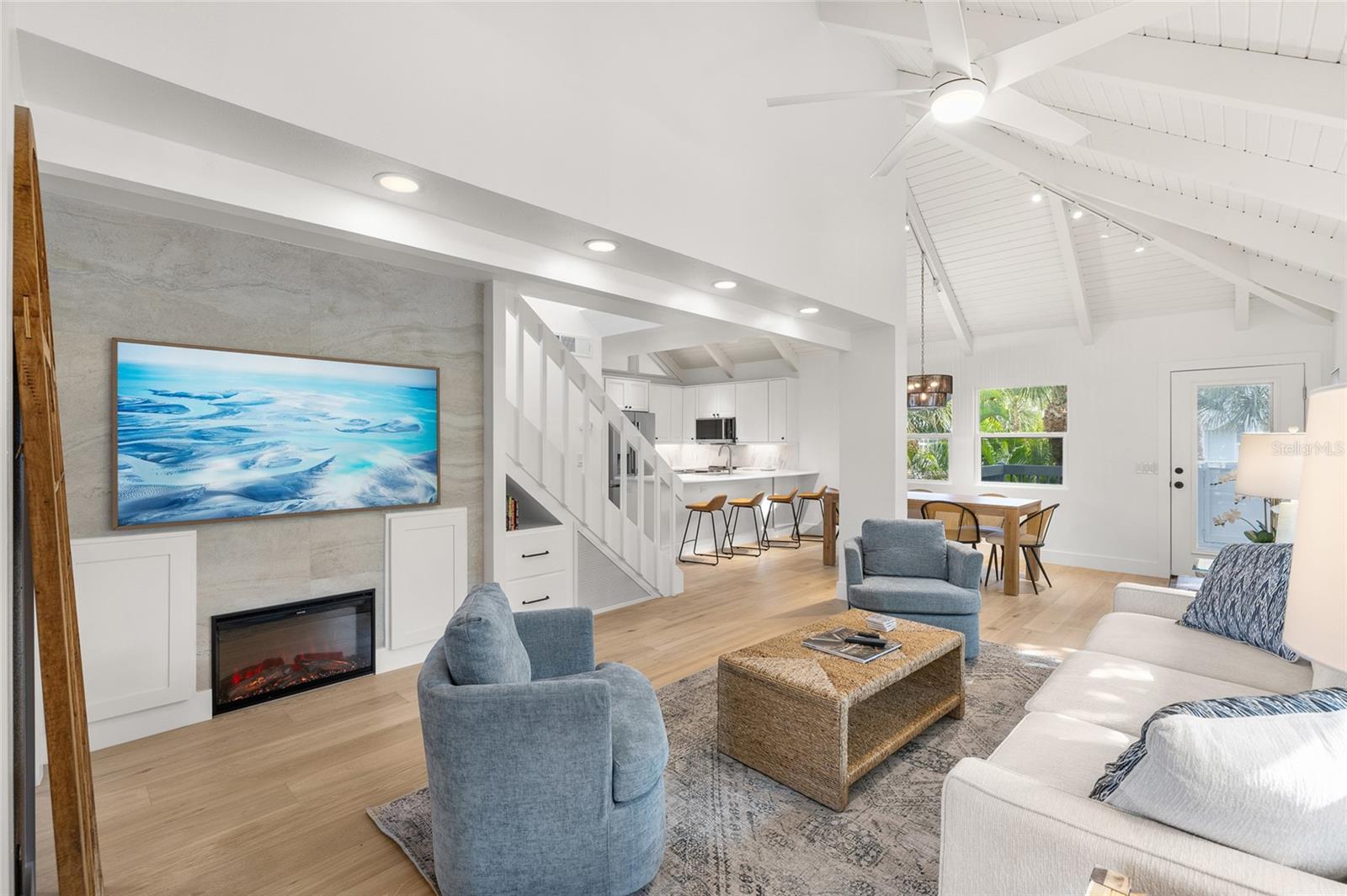 VILLAGE BOCA GRANDE CLUB - Residential