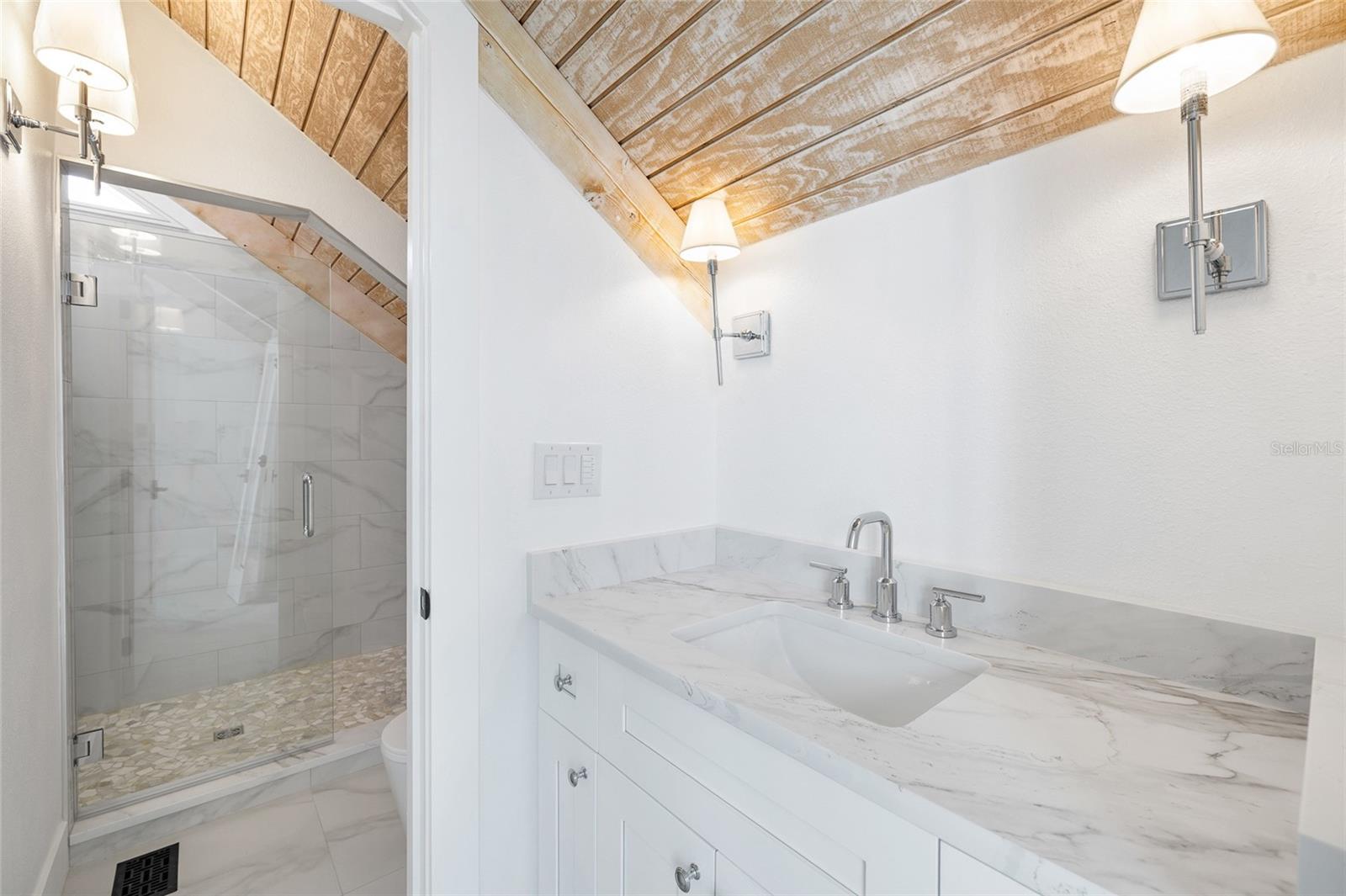 VILLAGE BOCA GRANDE CLUB - Residential