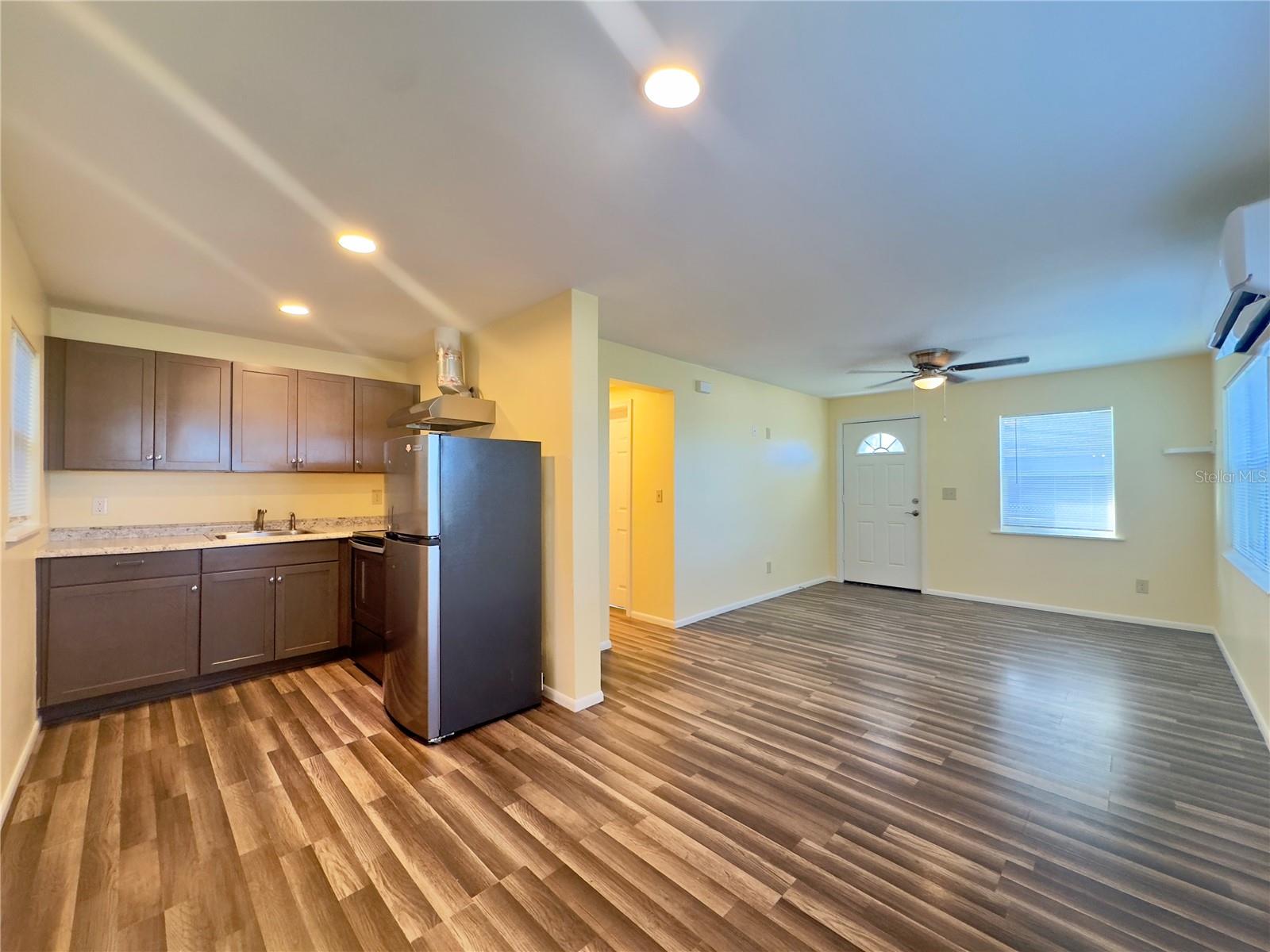 ACREAGE & UNREC - Residential Lease