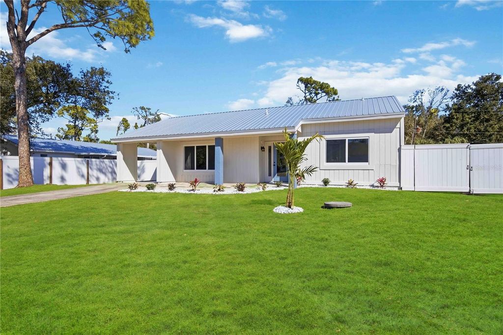 Photo of 1302 Eagle Street, Port Charlotte, FL 33952 (MLS # N6143142)