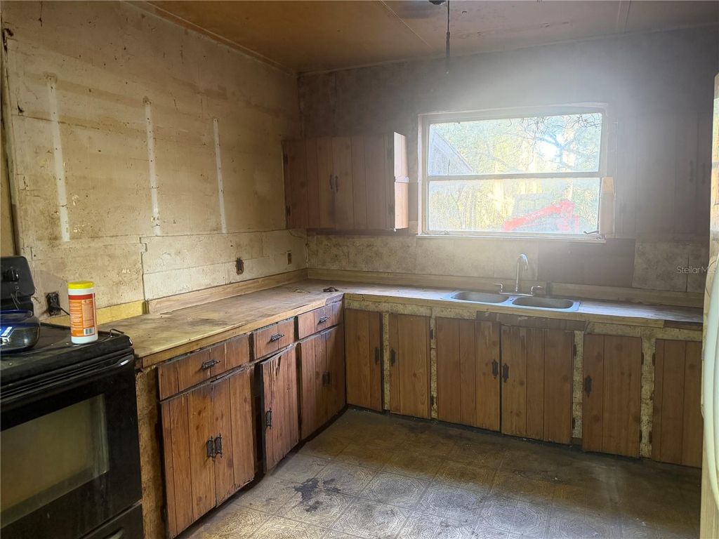 Photo of 7134 SE 147th Place, Summerfield, FL 34491 (MLS # OM719806)