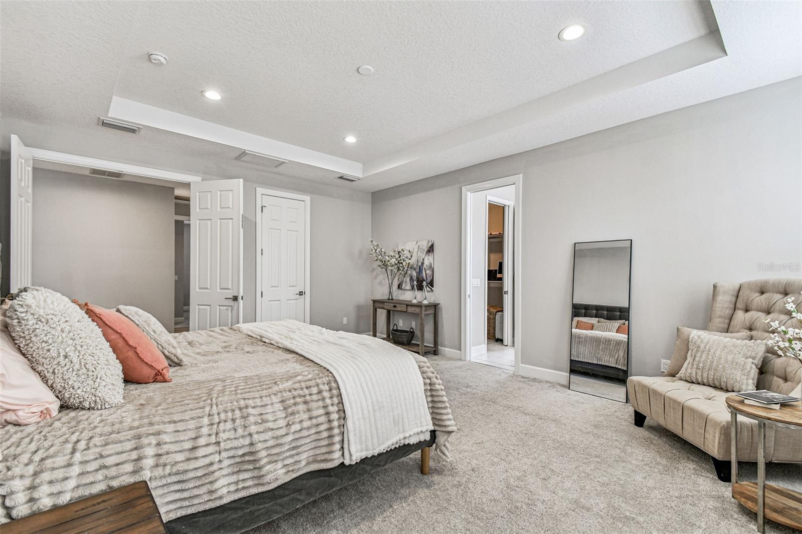 VIRGINIA TERRACE - Residential