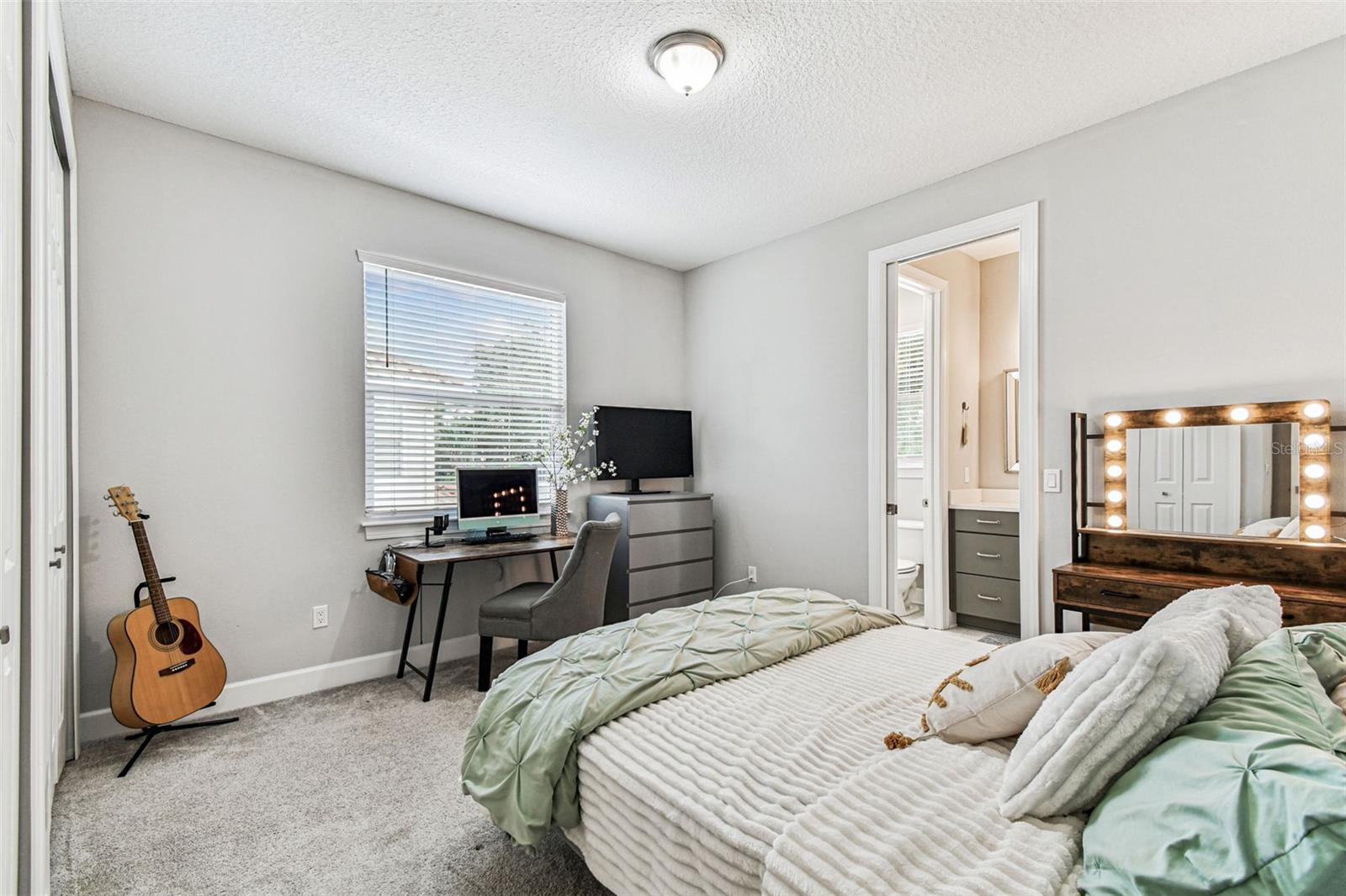 VIRGINIA TERRACE - Residential