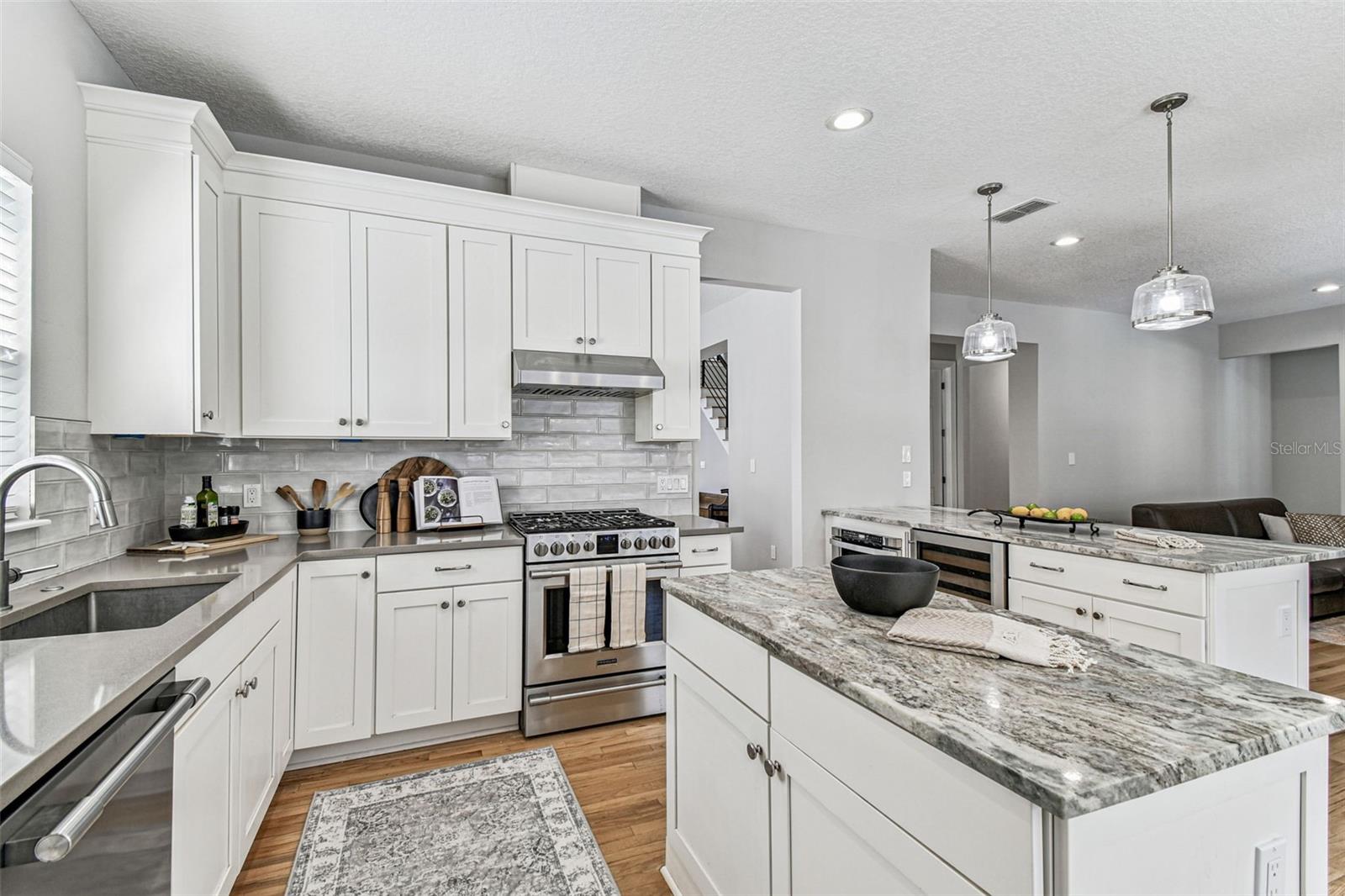 VIRGINIA TERRACE - Residential