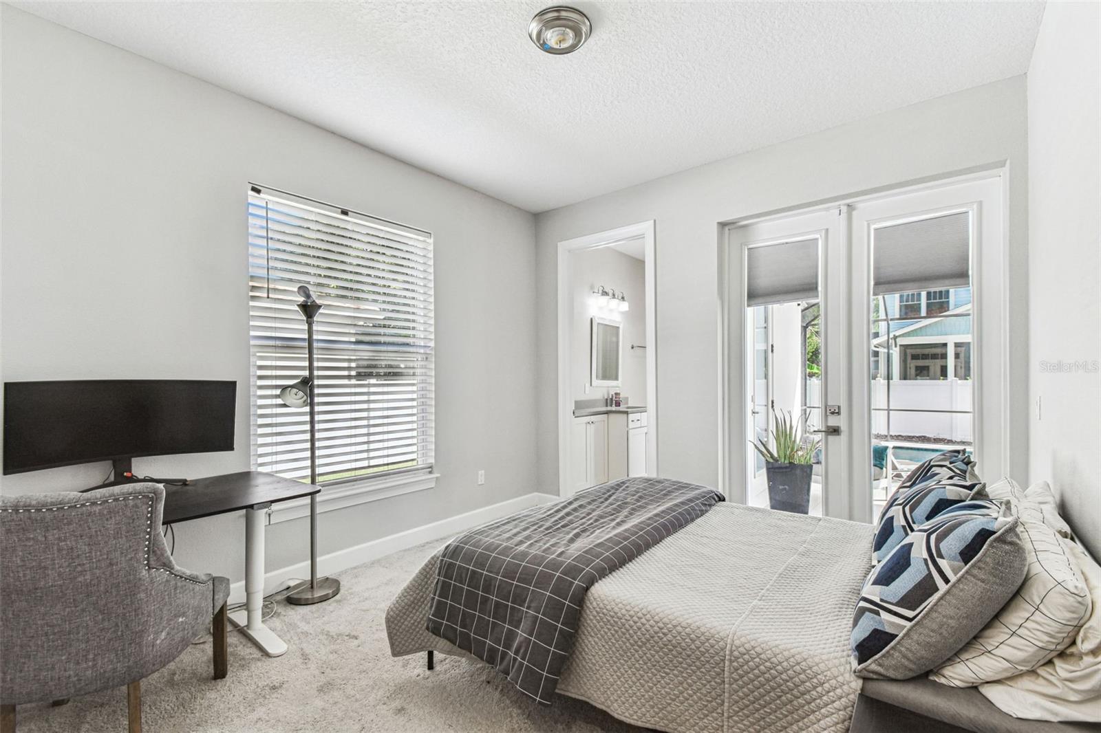 VIRGINIA TERRACE - Residential
