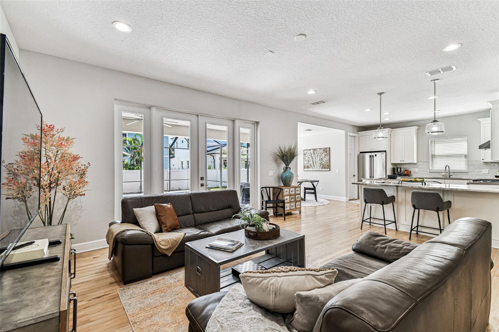 VIRGINIA TERRACE - Residential