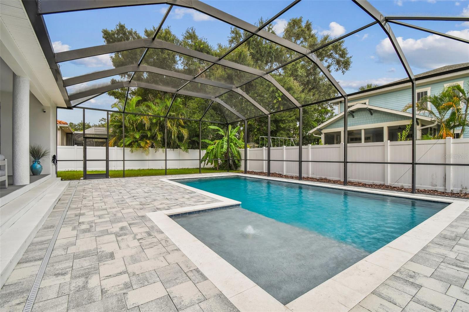 VIRGINIA TERRACE - Residential