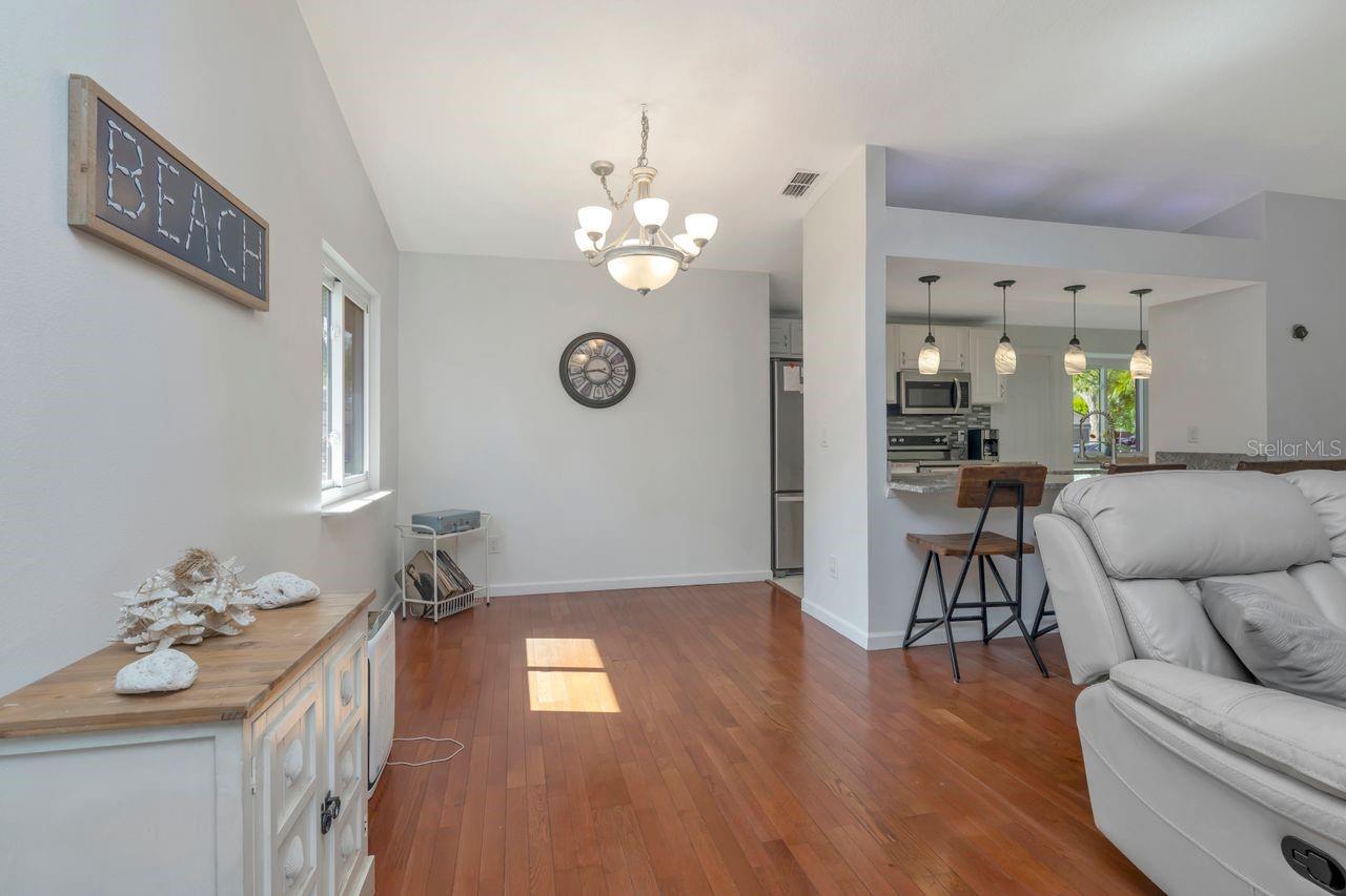 MANORS OF FOREST LAKES THE - Residential