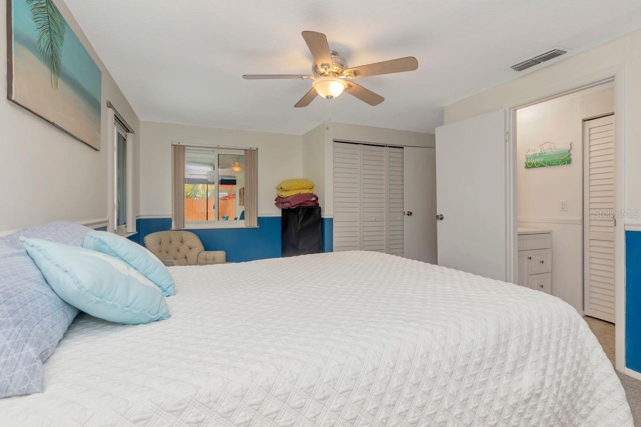 MANORS OF FOREST LAKES THE - Residential