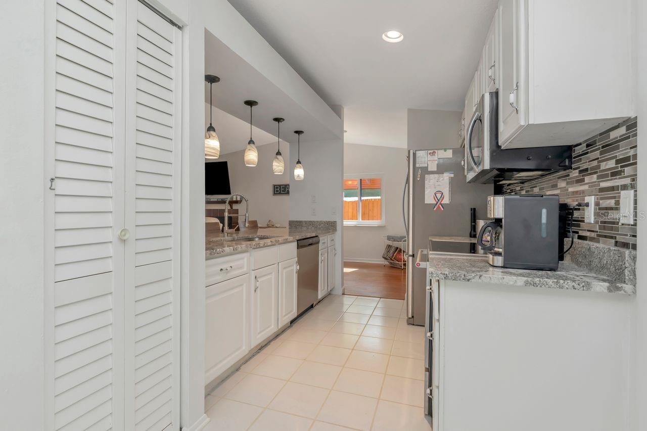 MANORS OF FOREST LAKES THE - Residential