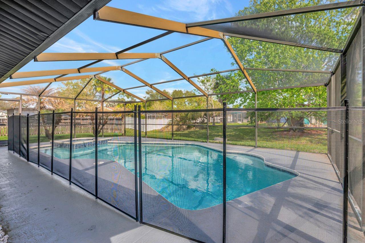 MANORS OF FOREST LAKES THE - Residential