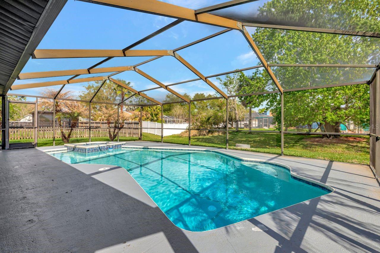 MANORS OF FOREST LAKES THE - Residential