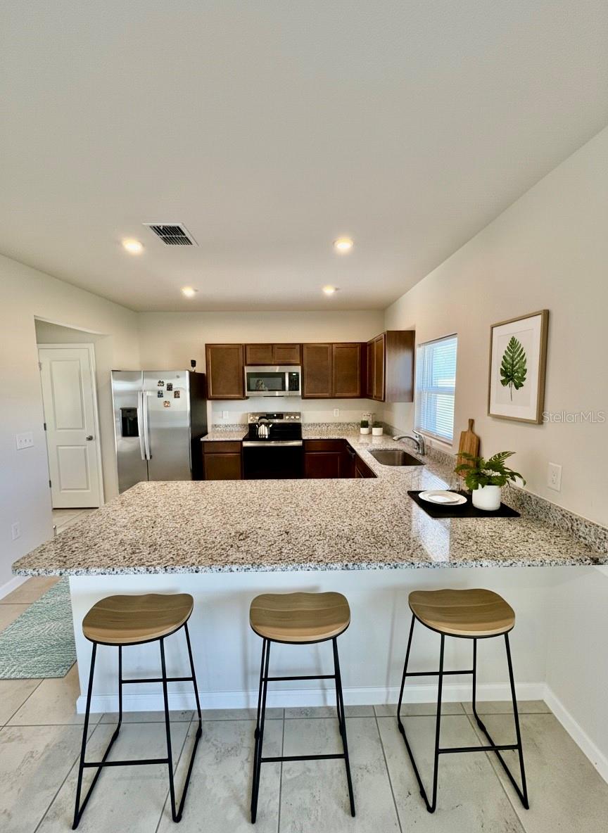 LAUREL GLEN - Residential