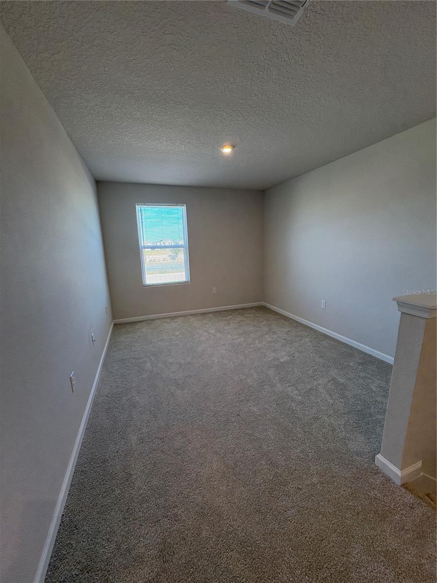 LAUREL GLEN - Residential