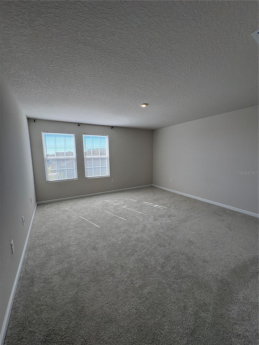 LAUREL GLEN - Residential