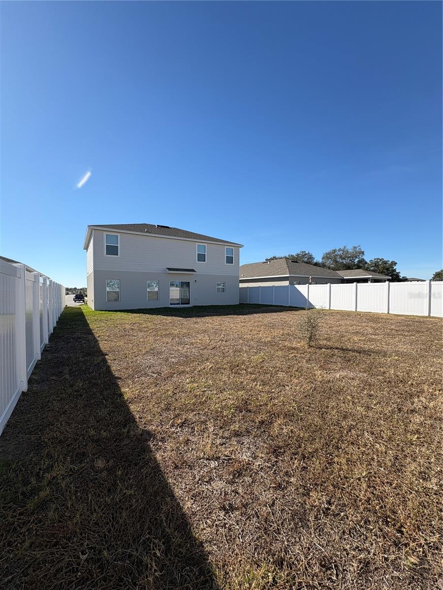 LAUREL GLEN - Residential