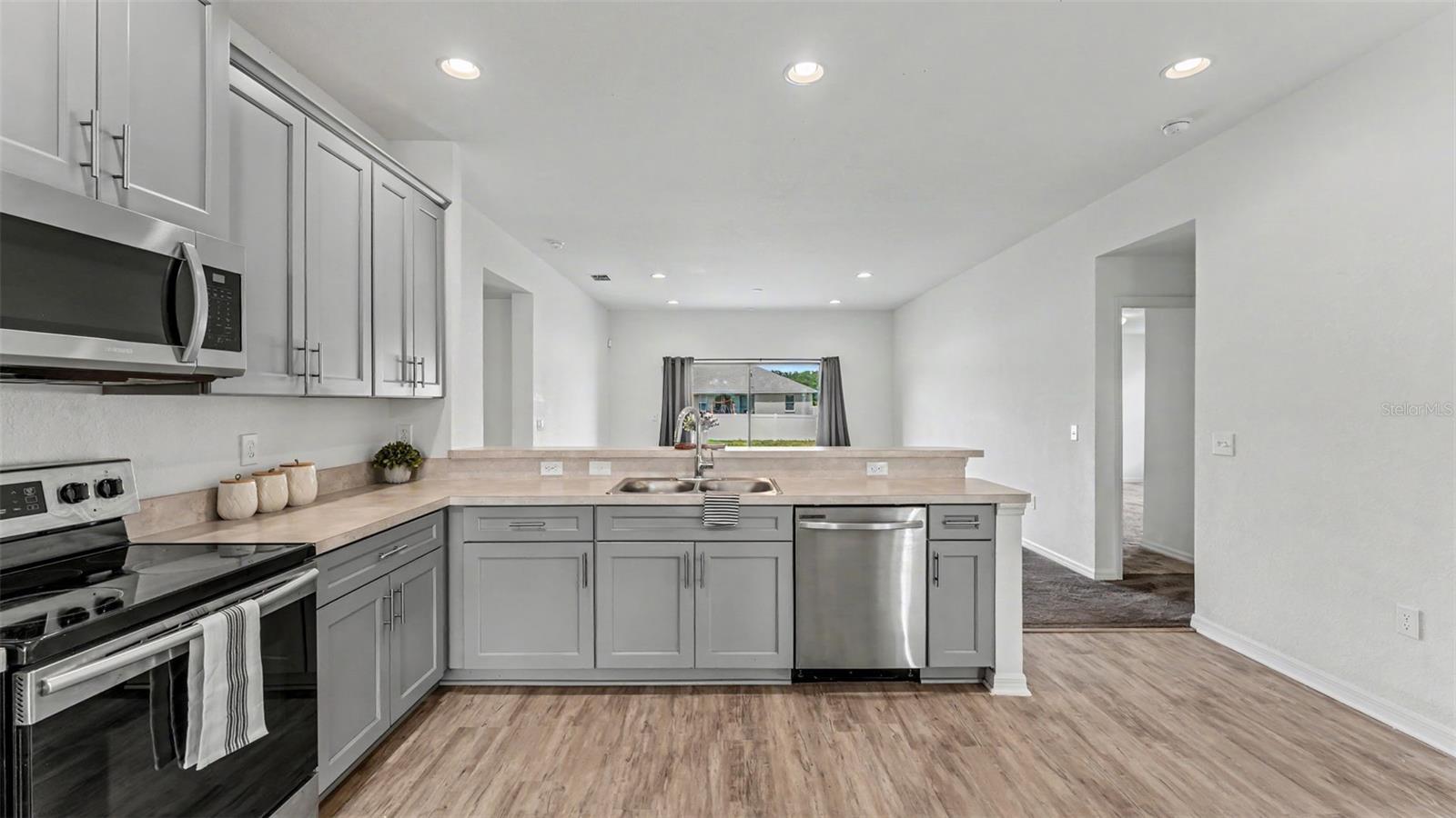 LINDEN TRACE - Residential