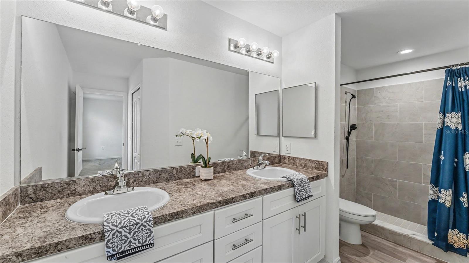LINDEN TRACE - Residential